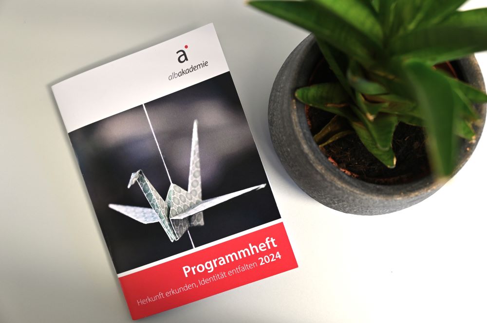 Das Fortbildungsprogramm 2024 der albakademie GmbH ist da!